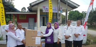 Ketua Tim Pembina Posyandu Asahan Serahkan Bantuan Untuk Posyandu Desa Sijabut