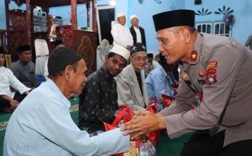 Peringatan Isra Mi’raj Dirangkai Jumat Berkah, Polres Natuna Berbagi di Cemaga
