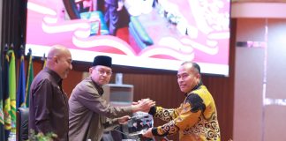 Mustamin Bakri Kawal Aspirasi Warga Natuna dan Anambas, dari Jalan hingga Dokter di Sidang Paripurna