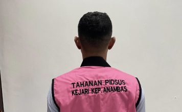 Kades Serat Nonaktif Jadi Tersangka Korupsi Dana Desa, Kejari Anambas Tahan Antika