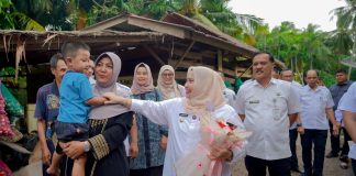 Bupati Kasmarni Kunjungi Desa Bantan Timur, Perkuat Pendidikan Ramah Anak dan Pemberdayaan Perempuan