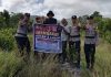 Bhabinkamtibmas Polsek Serasan Gencarkan Patroli Karhutla di Wilayah Perbatasan, Ajak Warga Jaga Alam Bersama