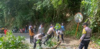 Polri Turun Langsung ke Tengah Warga, Gotong Royong “Palmatak Belete” Pererat Kedekatan Polisi dan Masyarakat
