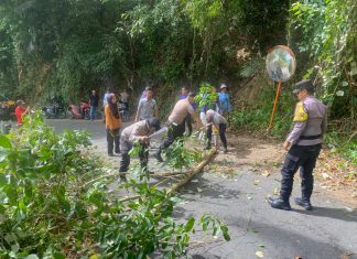 Polri Turun Langsung ke Tengah Warga, Gotong Royong “Palmatak Belete” Pererat Kedekatan Polisi dan Masyarakat