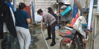 Hari ke-7 Distribusi Air Bersih ABH, Polsek Batu Ampar Pastikan Penyaluran Aman dan Tertib