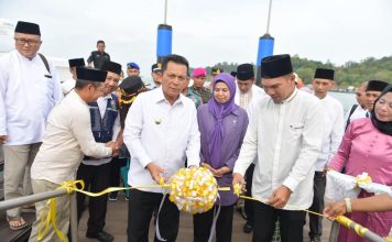 Gubernur Ansar Resmikan Dermaga Apung HDPE Pelabuhan Jagoh Dabo Singkep, Perkuat Konektivitas Wilayah Kepulauan