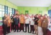 KPUD Buteng Gandeng SMAN 1 Gu Sosialisasi Pemilih Pemula, Dirangkaikan Penanaman Pohon Kelapa