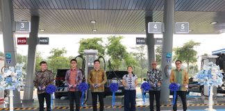 PLN, MEBI, dan HUAWEI Resmikan SPKLU Signature dengan Ultra-Fast Charging dan Split Charging Pertama di Indonesia