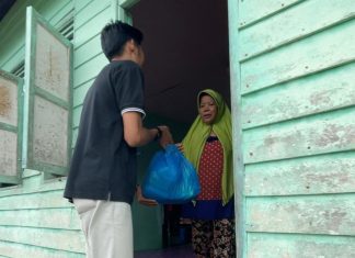 Sambut Ramadan 1447 H, Pokdarwis Permata Hijau Gelar Gotong Royong dan Bagi Sembako di Desa Panggak Darat