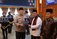 Kapolda Kepri Kukuhkan Da’i Kamtibmas, Perkuat Sinergi dengan Ulama, Paguyuban, dan Buruh di Batam