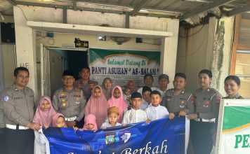 Polantas Menyapa di Bulan Suci, Ditlantas Polda Kepri Tebar Kebaikan Lewat “Jumat Berkah Ramadan 1447 H