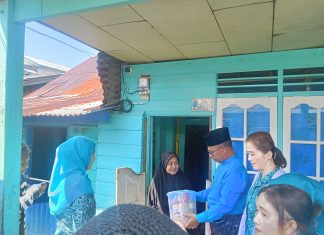 Ramadan Penuh Kepedulian, Aneng dan TP PKK Anambas Bantu 70 Janda di Siantan