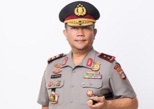 Kapolda Kepri Terima Satyalancana Wira Karya dari Presiden Prabowo Subianto