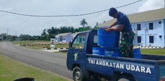 Lanud RSA Natuna Sediakan Puluhan Tong Sampah, Wujudkan Pangkalan Bersih dari Sampah Plastik