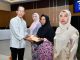 Amsakar Serahkan Santunan untuk Janda, Anak Yatim, dan Petugas Kebersihan di Lingkungan Pemko Batam