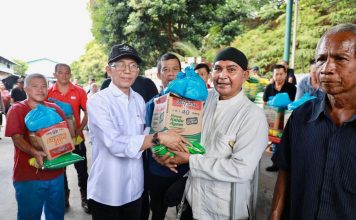 Salurkan 3.800 Paket Sembako, Amsakar: Bantu Tekan Inflasi Jelang Idulfitri