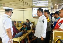 Mudik Lebaran, Ansar Ahmad Tinjau Penumpang KM Kelud Tujuan Belawan