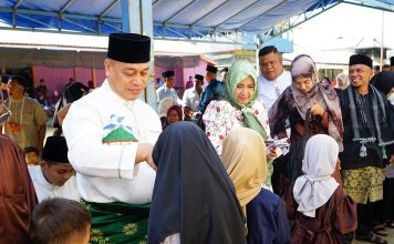 Bupati Nizar Salat Idulfitri di Tanjung Kelit, Ingin Lebih Dekat dengan Masyarakat