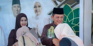 Hangatnya Idul Fitri di Gedung Daerah, Saat Gubernur Ansar Sambut Silaturahmi Warga