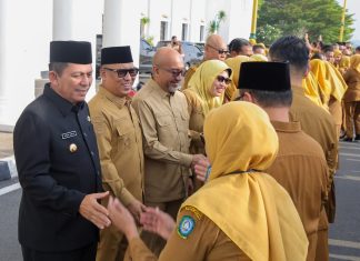 Apel Perdana Pasca Idul Fitri, Gubernur Ansar Ajak ASN Tingkatkan Kinerja dan Perkuat Solidaritas