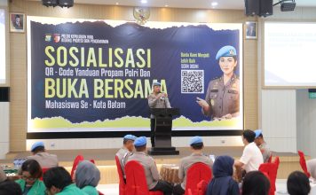 Bidpropam Polda Kepri Sosialisasikan QR-Code Pengaduan Propam Polri kepada Mahasiswa di Batam