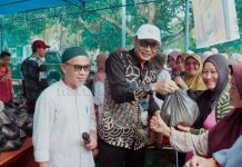 Disperindagkopum Natuna Gelar Operasi Pasar Sembako Murah di Cemaga