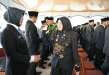 Bupati Afni Lantik 60 Pejabat Administrator dan Pengawas, Tekankan ASN Melayani Masyarakat