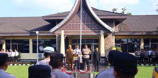 Pimpin Apel Gelar Pasukan Operasi Ketupat Singgalang 2026, Wali Kota Payakumbuh Sampaikan Arahan Kapolri