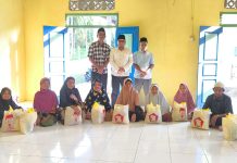 HUT ke-18 Gerindra, Marzuki Salurkan Sembako untuk Warga Kurang Mampu di Natuna