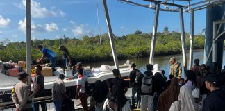 Arus Penumpang di Pelabuhan Binjai Meningkat, Polres Natuna Siagakan Personil Untuk Kelancaran dan Kenyamanan