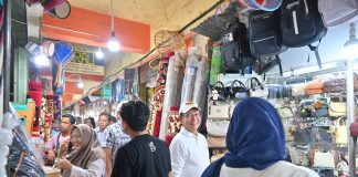 Jelang Lebaran Idulfitti, Wali Kota Zulmaeta Tinjau Pusat Pasar Kota Payakumbuh