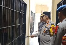 Kapolres Buton Sambangi Rutan, Pastikan Keamanan dan Kondisi Tahanan Terjaga