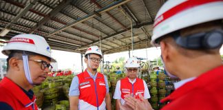 Perwira Pertamina Patra Niaga Regional Sumbagut Siaga 24 Jam, Jaga Penyaluran Energi Tanpa Henti