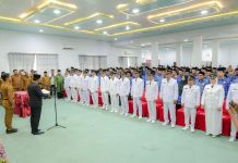 Penyegaran Birokrasi, Bupati Al- Farlaky Lantik 145 Pejabat Administrator dan Pengawas