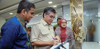 Menaker Tinjau Posko THR dan BHR Keagamaan 2026, Pastikan Hak Pekerja Terlindungi Jelang Lebaran