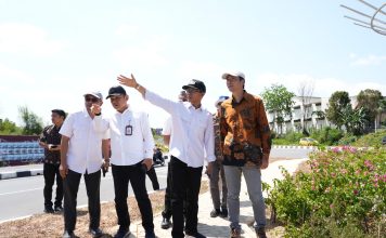 Hari Pertama Kerja, Amsakar Achmad Tinjau Sejumlah Proyek Pembangunan