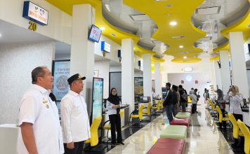 Hari Pertama Masuk Kerja Bupati Asahan Bersama Wakil Tinjau Pelayanan Publik