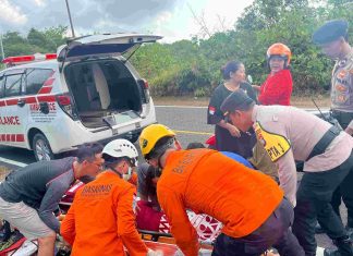 Respons Cepat Pamapta Polres Natuna Tangani Laka Tunggal di Sungai Ulu, Bersama Basarnas dan Ambulans RSUD