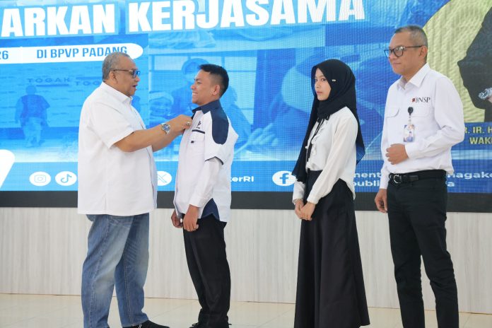 Wamenaker Pelatihan Vokasi Tak Boleh Sekadar Formalitas, Harus Perluas Peluang Kerja - 3