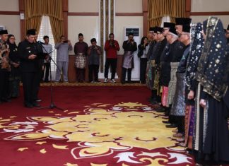 Gubernur Ansar Lantik Dewan Kebudayaan Kepri, Rida K Liamsi Pimpin Penguatan Marwah Melayu