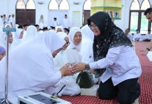 Bupati Afni Lepas 257 Jemaah Calon Haji, Titip Doa untuk Siak