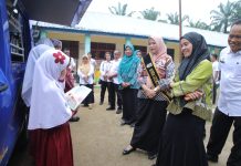 Bunda Literasi Tinjau Layanan Perpustakaan Keliling Di Kecamatan Aek Ledong