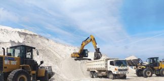 HPM Tinggi, Investasi Pasir Kuarsa Kepri Tersandera, Bupati Lingga Ikut Mendesak Penyesuaian