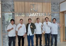 Wabup Natuna Jemput Bola ke BWS Sumatera IV, Dorong Lanjutan Beronjong Sungai Ranai FOTO : Wakil Bupati Natuna, Jarmin Sidik, melaksanakan kunjungan kerja ke Balai Wilayah Sungai Sumatera IV di Batam, Senin (13/04/2026).