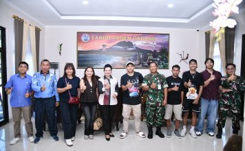 Penyanyi viral Tabola Bale Kunjungi Lanud RSA Natuna Disambut Hangat