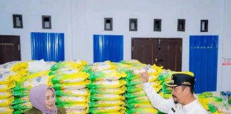 Buton Tengah Miliki Gudang Transit Bulog, Bupati Azhari Luncurkan Program Satu Harga Pangan