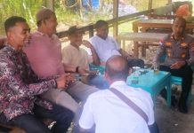 Warung Kopi Jadi Jembatan Komunikasi Kapolsek Darul Ihsan dan Warga