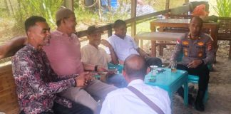 Warung Kopi Jadi Jembatan Komunikasi Kapolsek Darul Ihsan dan Warga