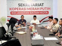 Sambangi Kecamatan Batam Kota, Ombudsman Kepri Soroti Kuota dan Rencana Sentralisasi Layanan Cetak KTP