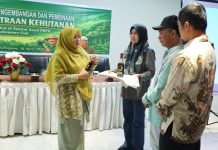 KTH Tak Bisa Sendiri, Bupati Siak Tegaskan Pentingnya Pendampingan